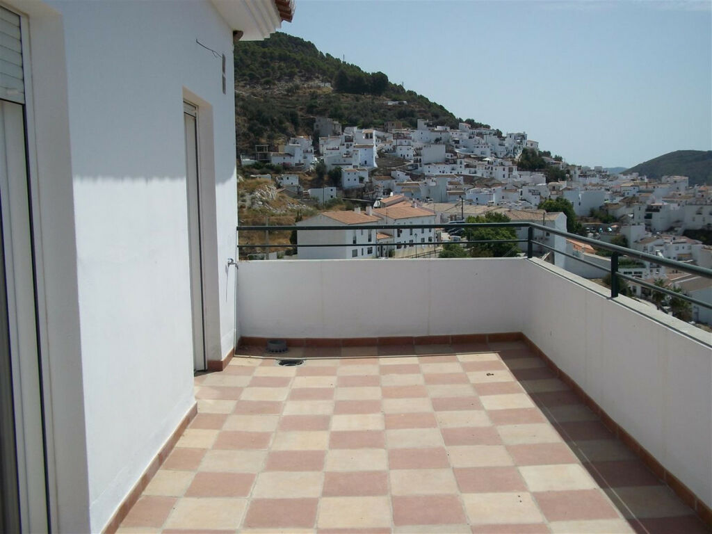 Penthouse Canillas de Aceituno Málaga - image 2