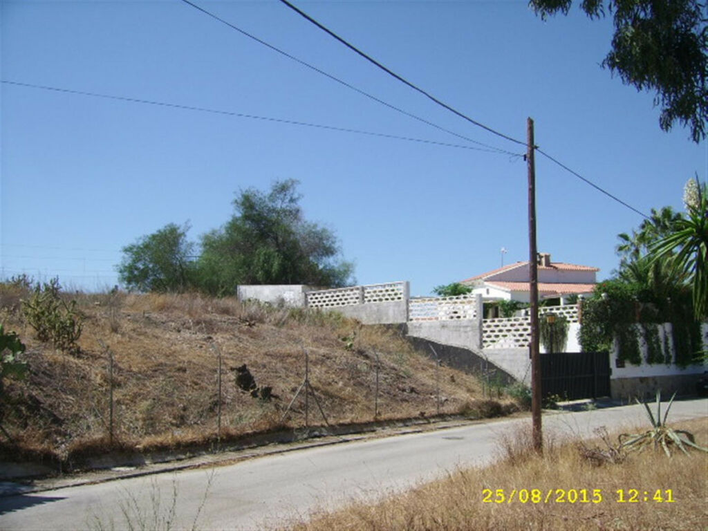 Residential Plot Caleta de Vélez Málaga - image 2