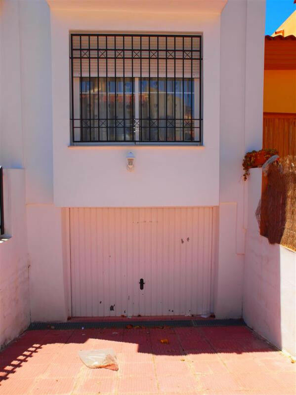 Semi-Detached House Vélez-Málaga Málaga - image 2
