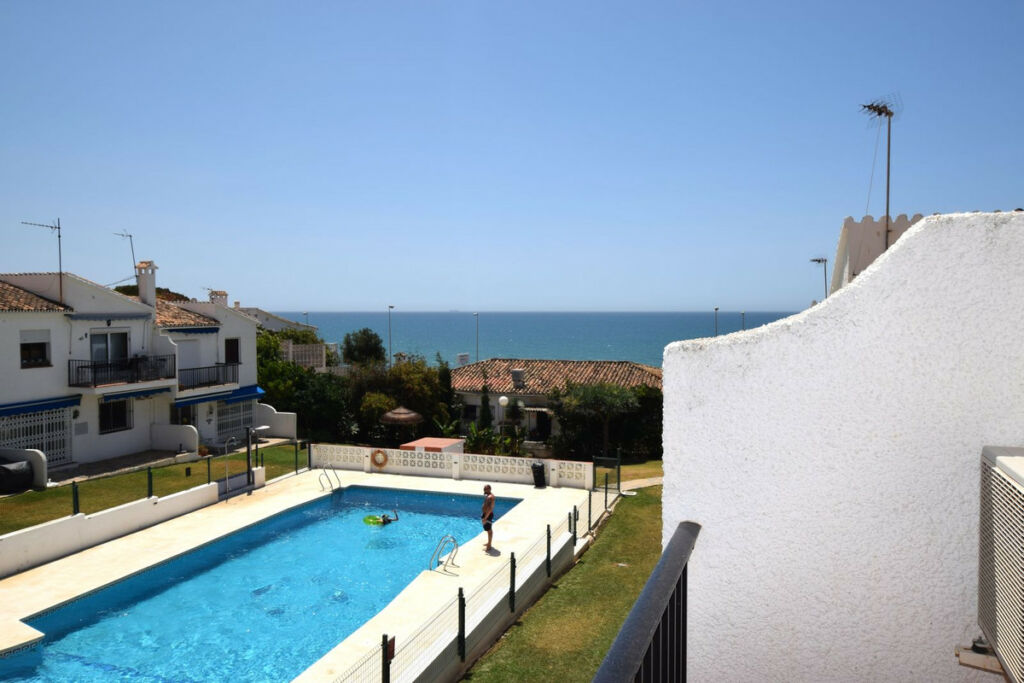 Duplex La Cala de Mijas Málaga - image 2