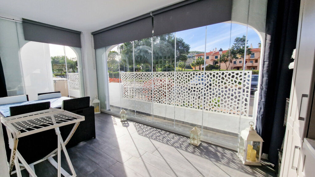 Ground Floor Apartment La Duquesa Málaga - image 2