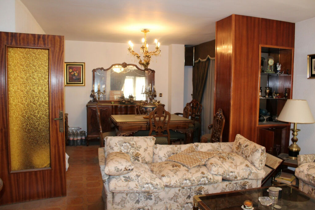 Middle Floor Apartment Torre del Mar Málaga - image 2