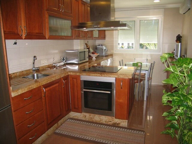 Ground Floor Apartment Nerja Málaga - image 2