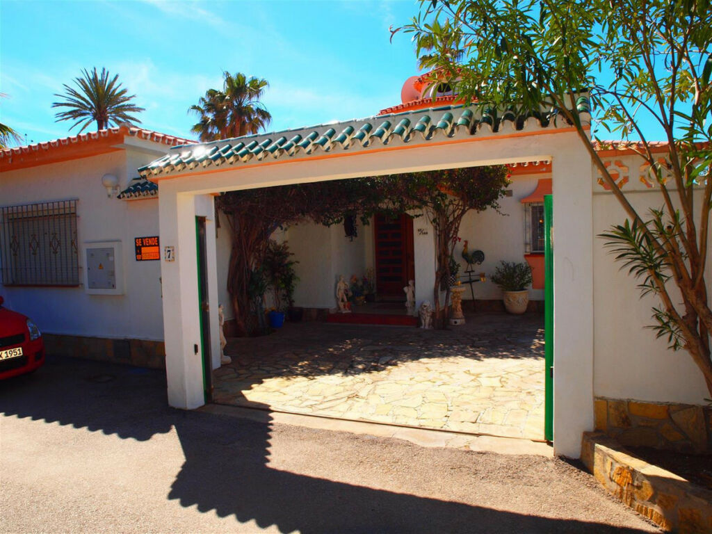 Detached Villa Torrox Málaga - image 2