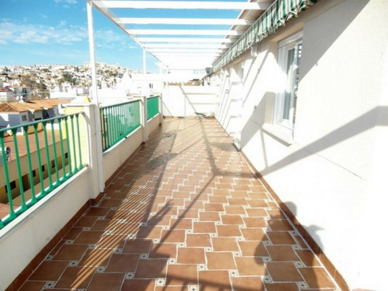 Penthouse Torre del Mar Málaga - image 2