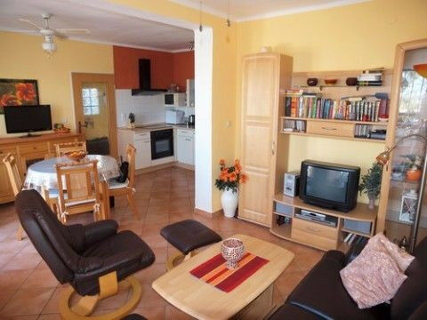 Middle Floor Apartment Benajarafe Málaga - image 2
