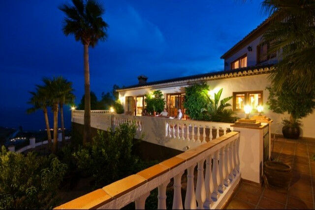 Detached Villa Nerja Málaga - image 2