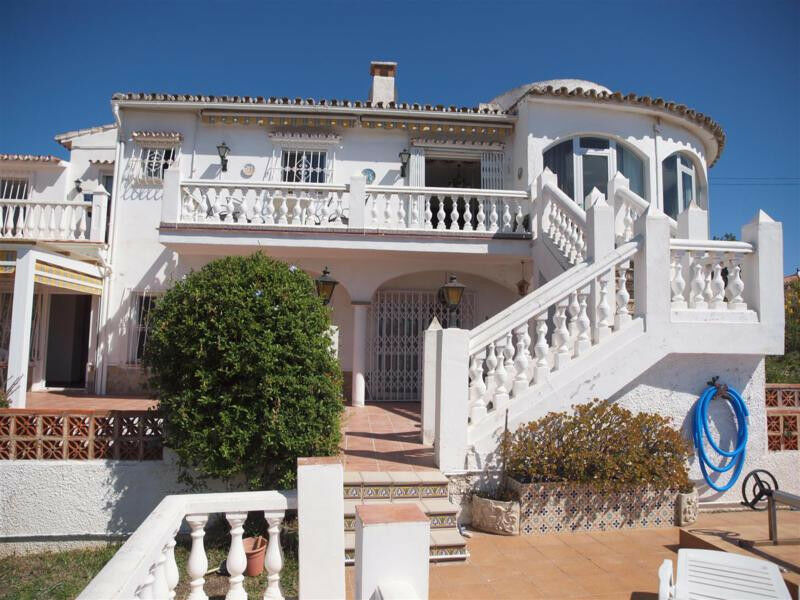Detached Villa Caleta de Vélez Málaga - image 2
