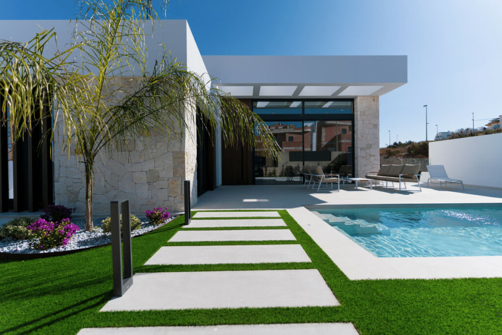 Detached Villa Rojales Alicante - image 2
