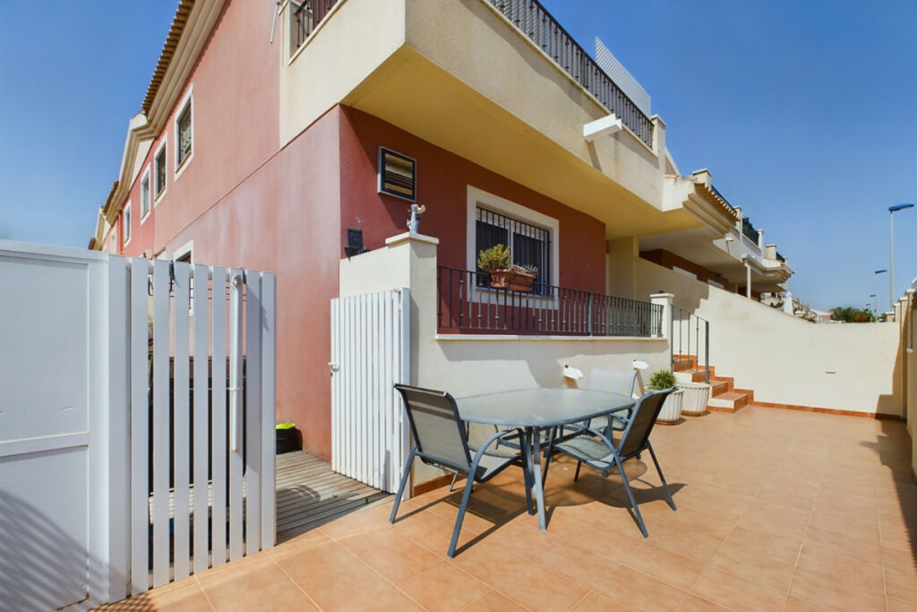 Townhouse Los Alcazares Murcia - image 2