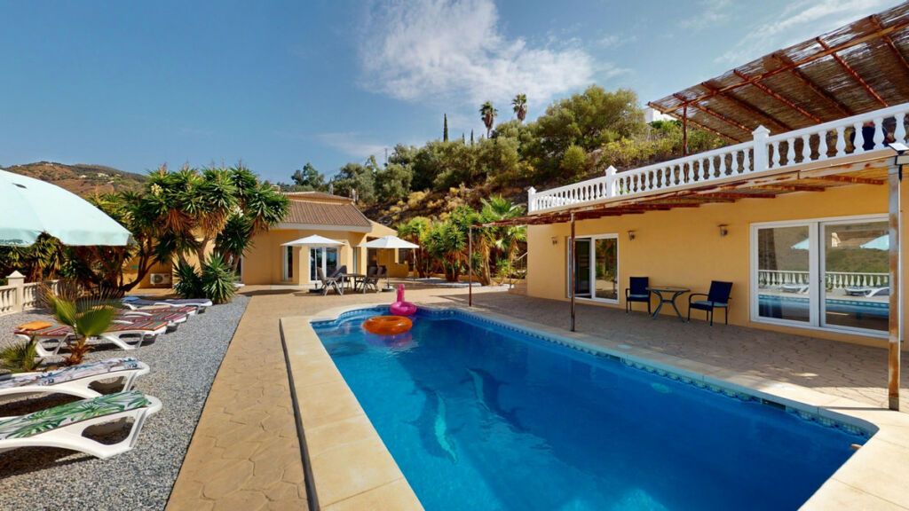 Detached Villa Algarrobo Málaga