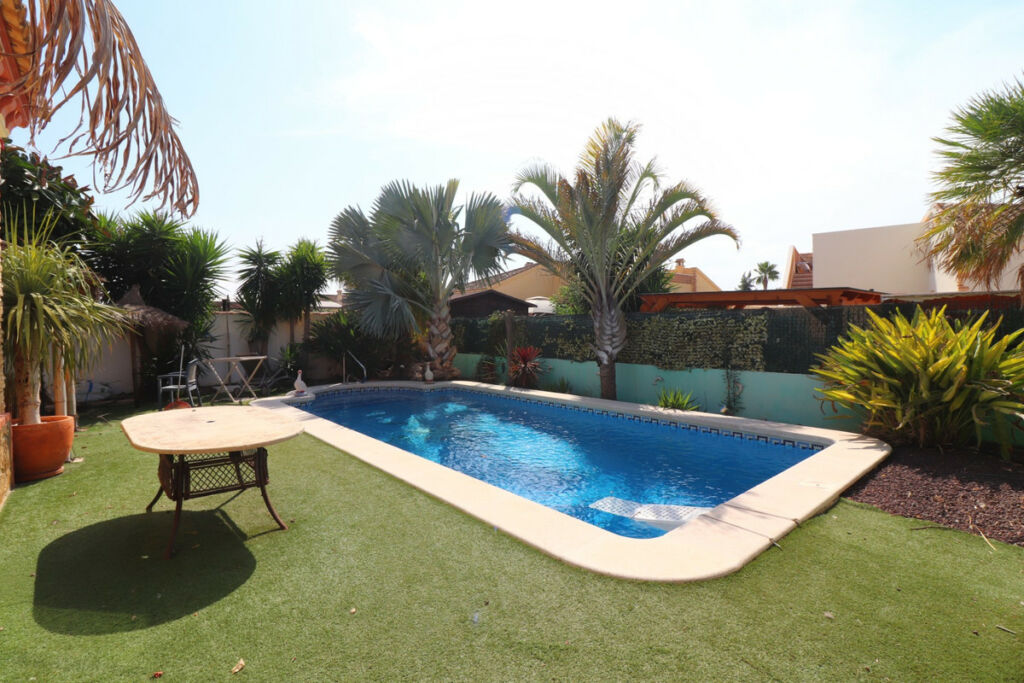 Detached Villa Formentera del Segura Alicante - image 2