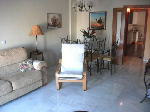 Middle Floor Apartment Torre del Mar Málaga - image 2