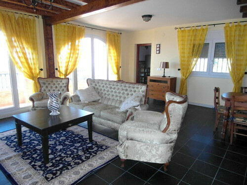 Detached Villa Comares Málaga - image 2