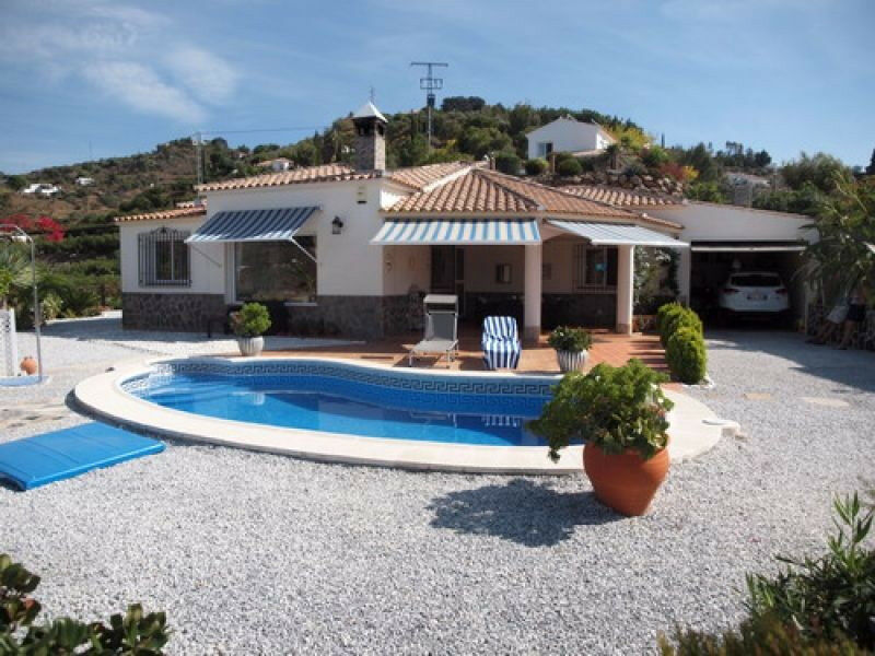 Detached Villa Sayalonga Málaga - Bild 2