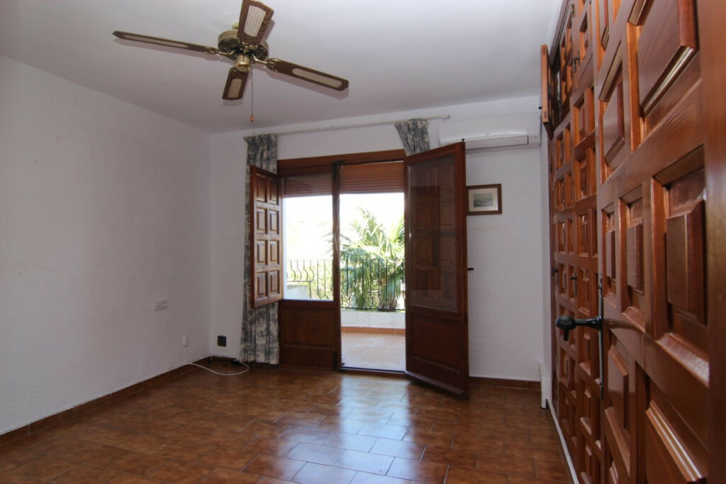 Townhouse Benissa Alicante - image 2