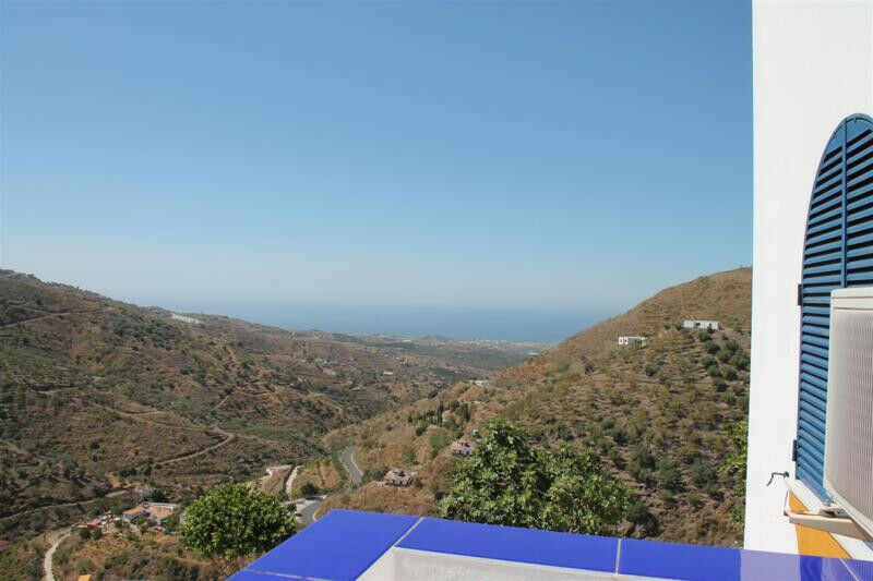 Detached Villa Arenas Málaga - image 2