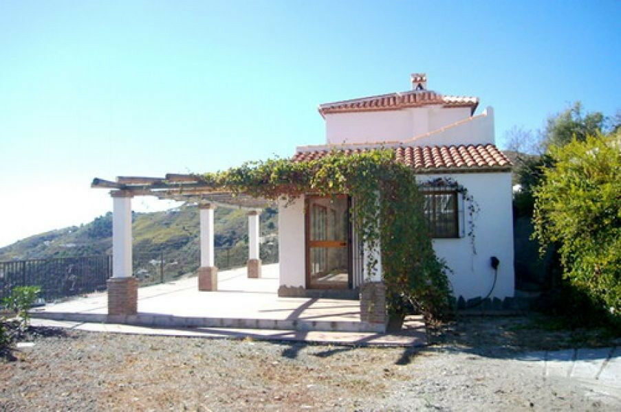 Detached Villa Cómpeta Málaga - image 2