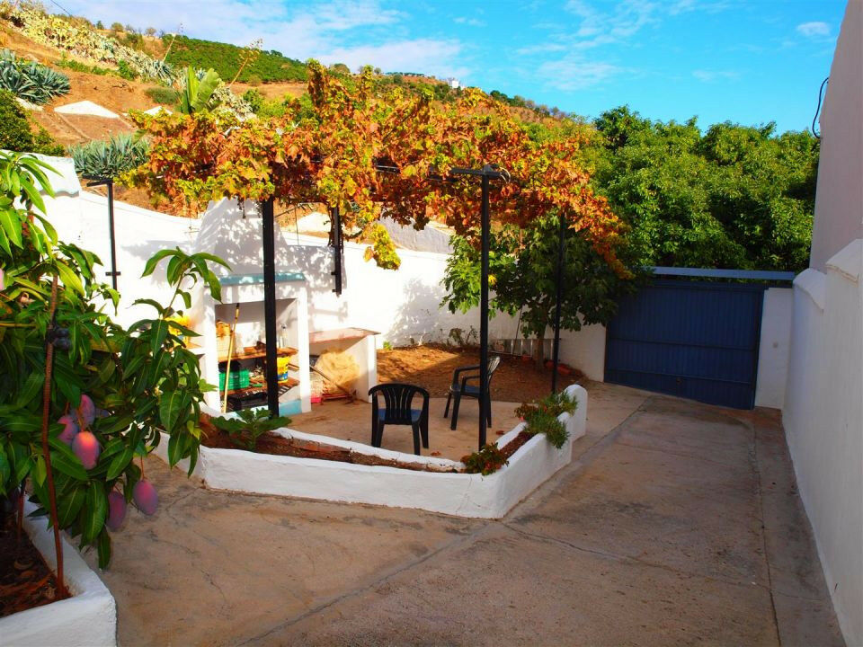 Semi-Detached House Benamargosa Málaga - image 2
