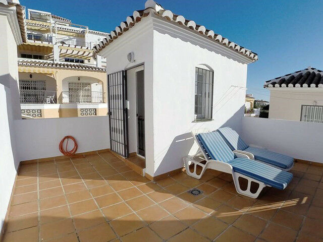 Townhouse Nerja Málaga - image 2