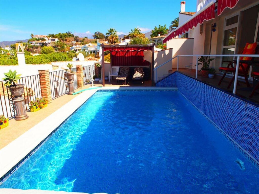 Detached Villa Caleta de Vélez Málaga - image 2