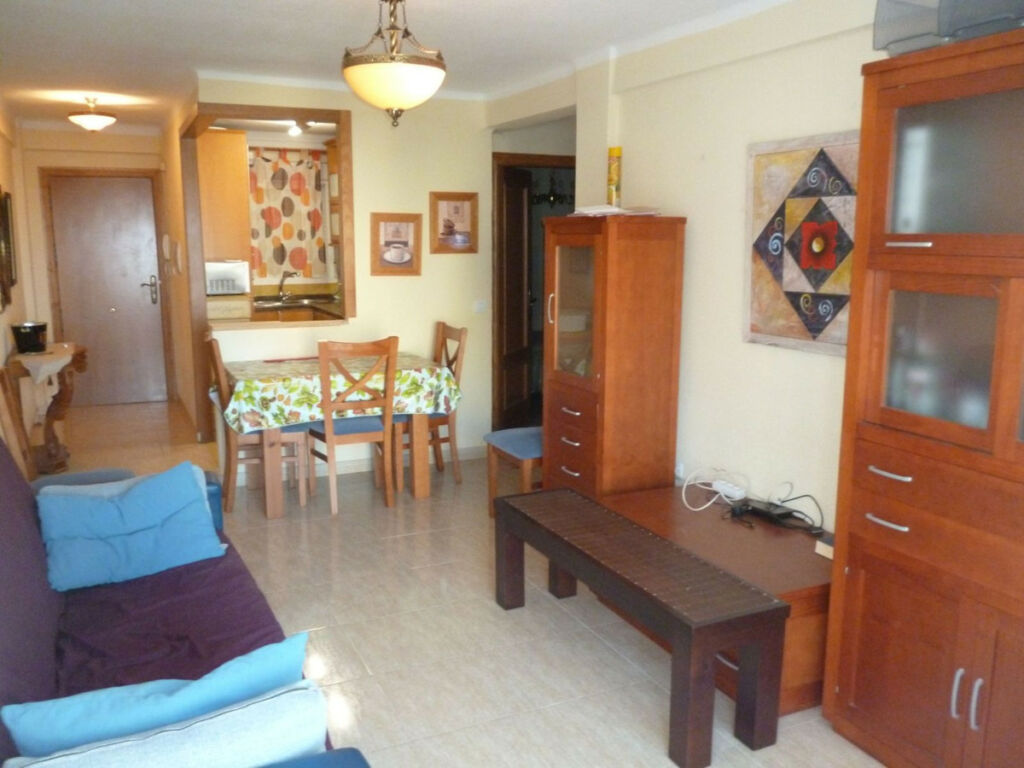 Middle Floor Apartment Torre del Mar Málaga - image 2