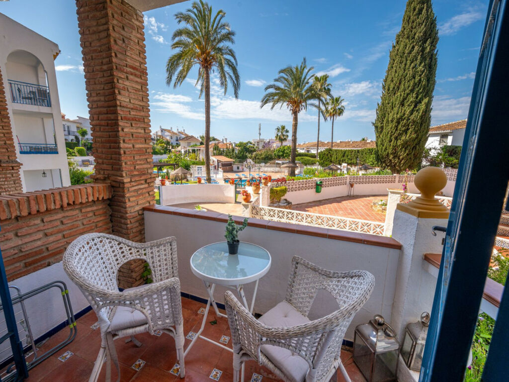 Ground Floor Apartment Riviera del Sol Málaga - image 2