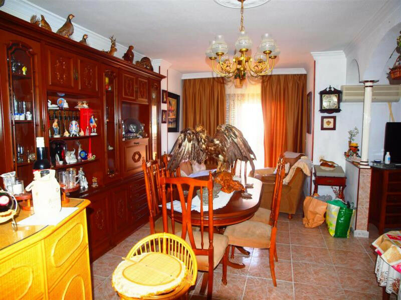 Middle Floor Apartment Torre del Mar Málaga - image 2