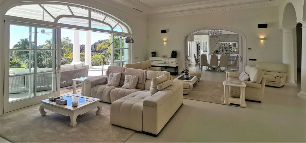 Detached Villa La Zagaleta Málaga - image 2