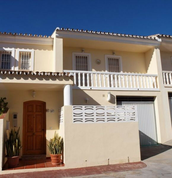 Townhouse Chilches Málaga - image 2