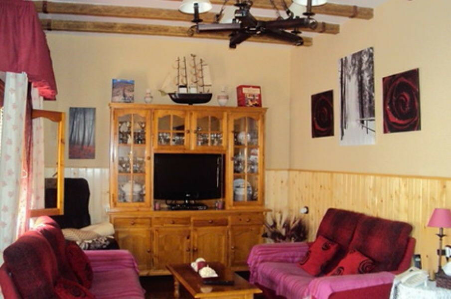 Townhouse Macharaviaya Málaga - image 2