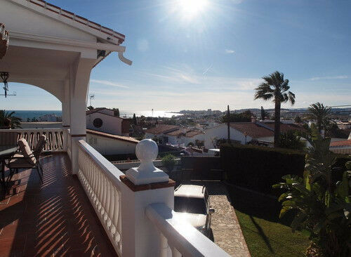 Detached Villa Caleta de Vélez Málaga - image 2