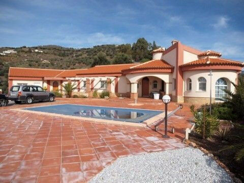 Detached Villa Arenas Málaga - image 2