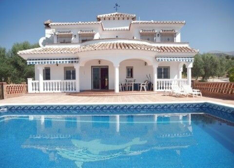 Detached Villa Periana Málaga - image 2