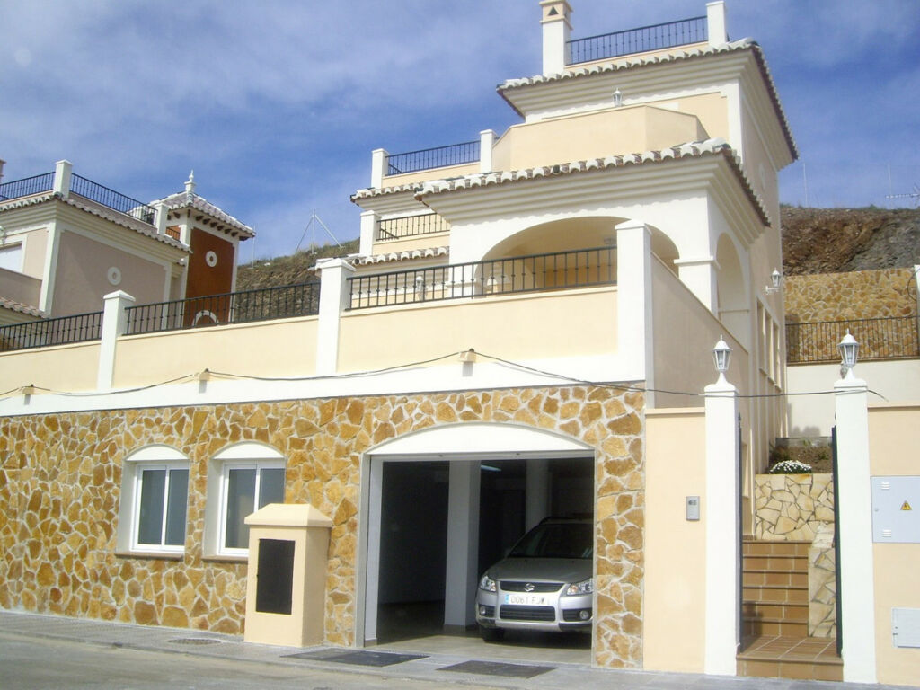 Detached Villa Torrox Málaga - image 2