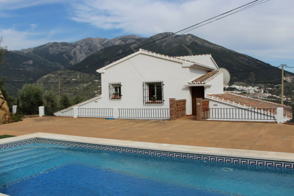 Finca - Cortijo Alcaucín Málaga - image 2
