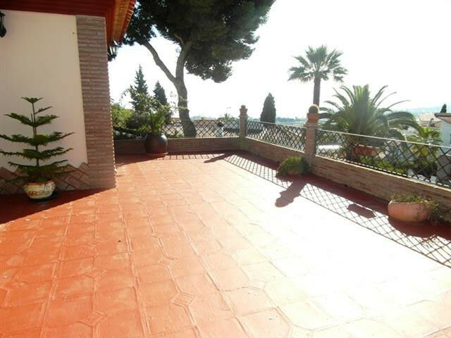 Detached Villa Caleta de Vélez Málaga - image 2