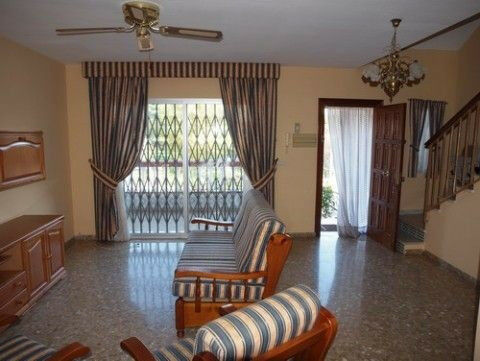 Semi-Detached House Almayate Málaga - image 2