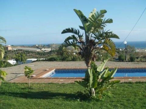 Detached Villa Almayate Málaga - image 2