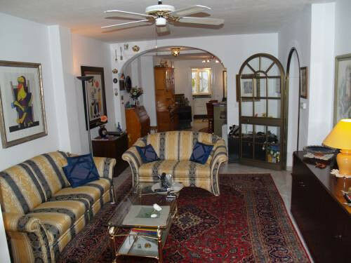 Middle Floor Apartment Caleta de Vélez Málaga - image 2