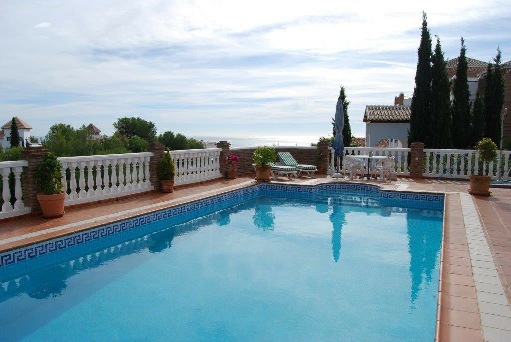 Detached Villa Frigiliana Málaga - image 2