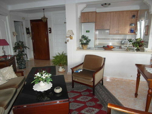 Middle Floor Apartment Torre del Mar Málaga - image 2