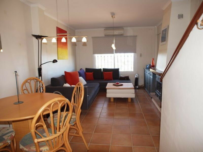 Townhouse Chilches Málaga - image 2
