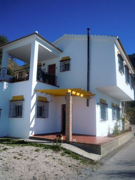 Detached Villa Alcaucín Málaga - image 2
