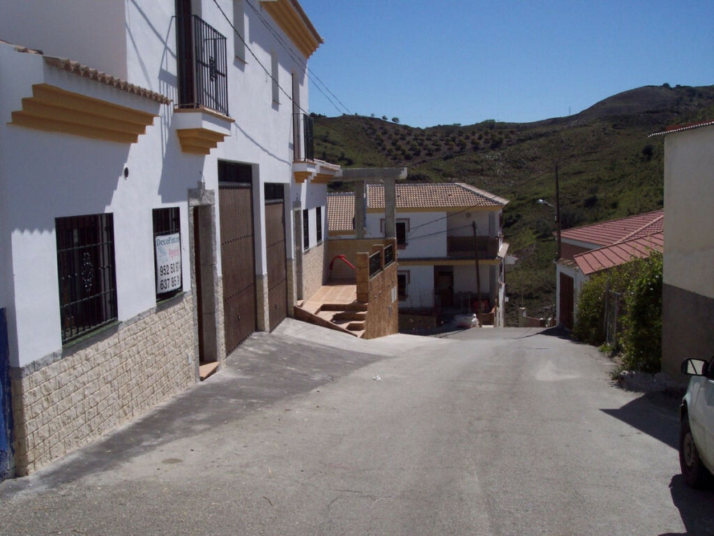 Semi-Detached House Almachar Málaga - image 2