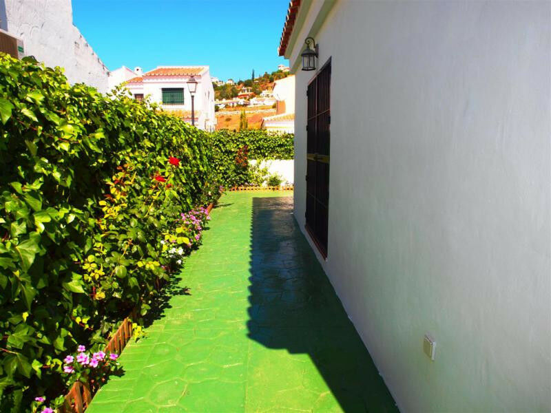 Detached Villa Puente don Manuel Málaga - image 20