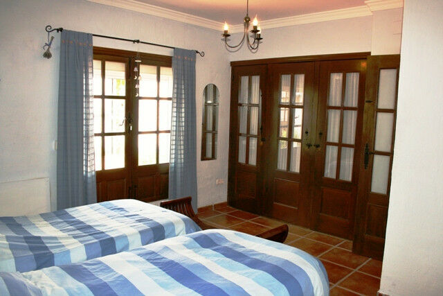 Detached Villa Colmenar Málaga - image 20