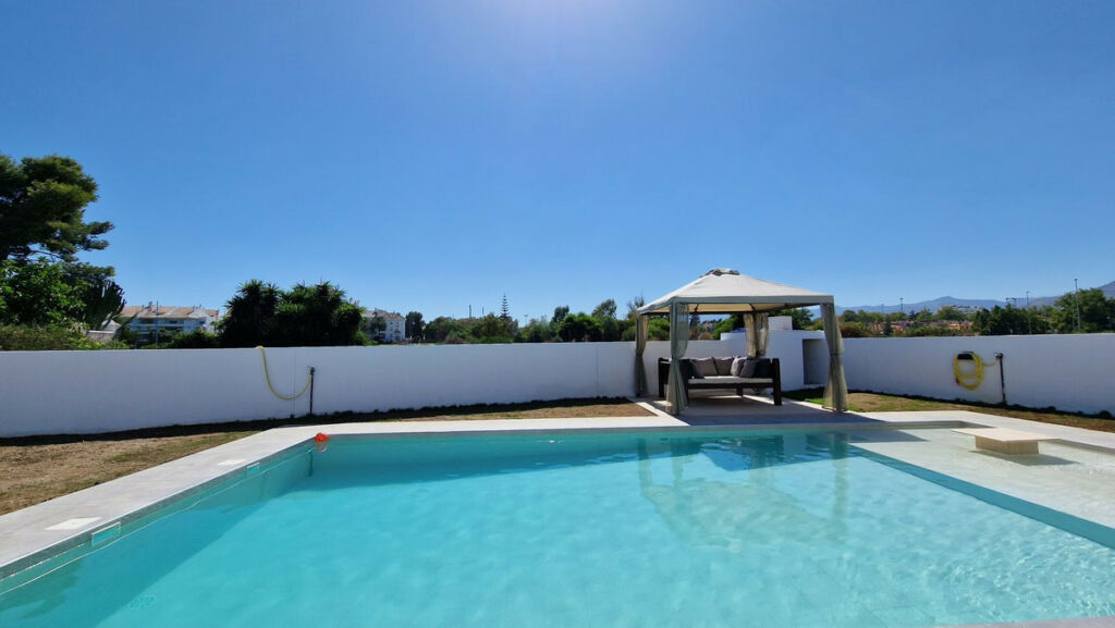 Detached Villa San Pedro de Alcántara Málaga - image 20