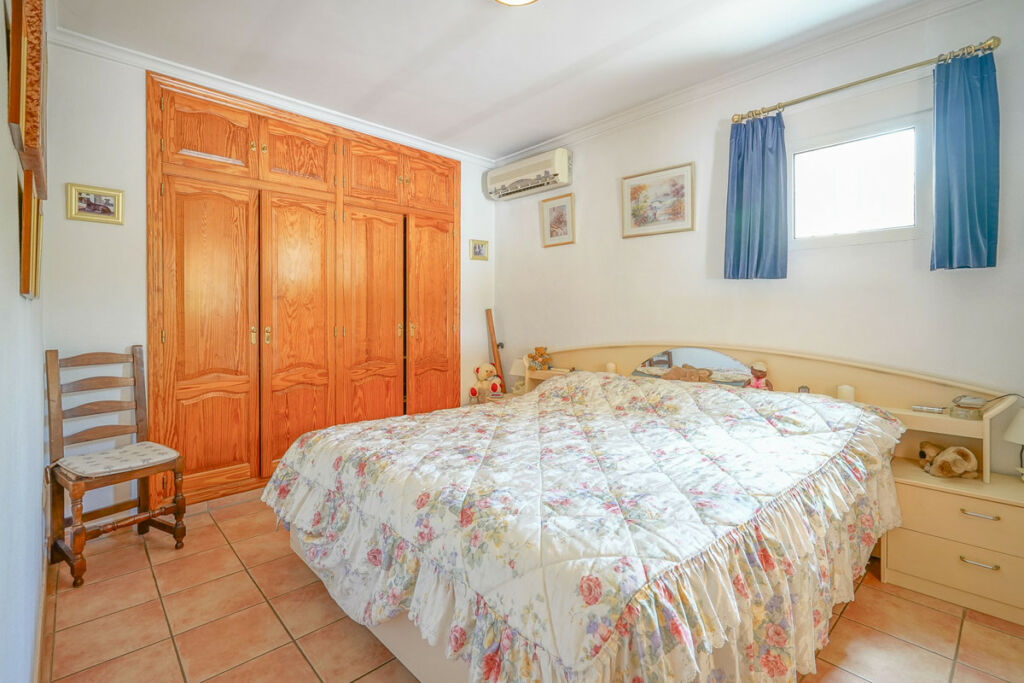 Detached Villa Els Poblets Alicante - image 20