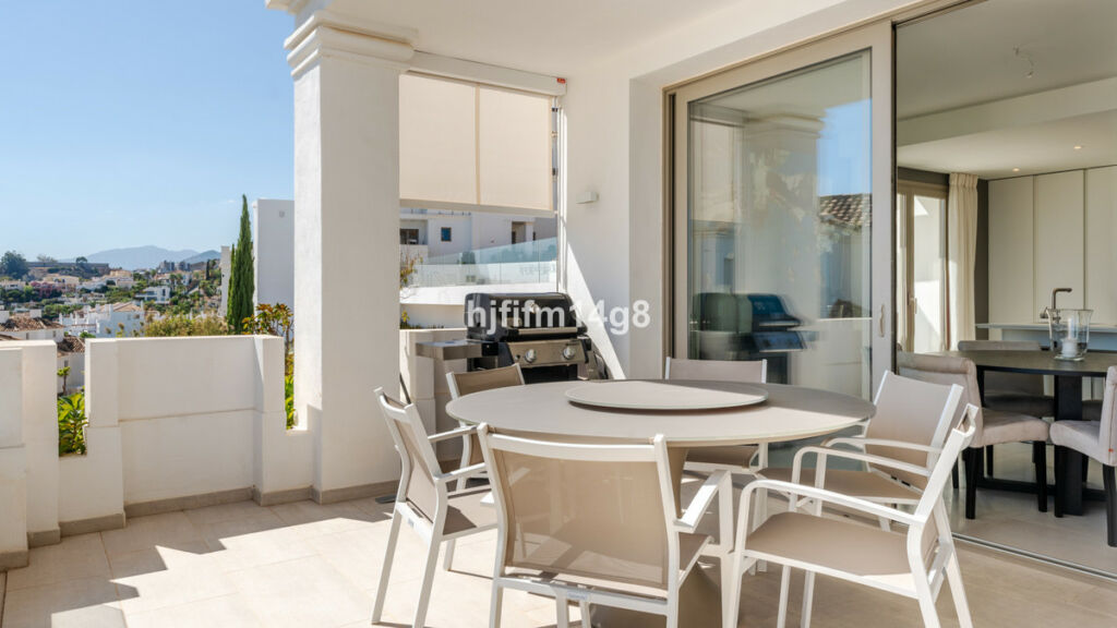 Middle Floor Apartment Nueva Andalucía Málaga - image 20